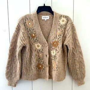 Heartloom | Neutral Fall Cardigan Sweater | size Small